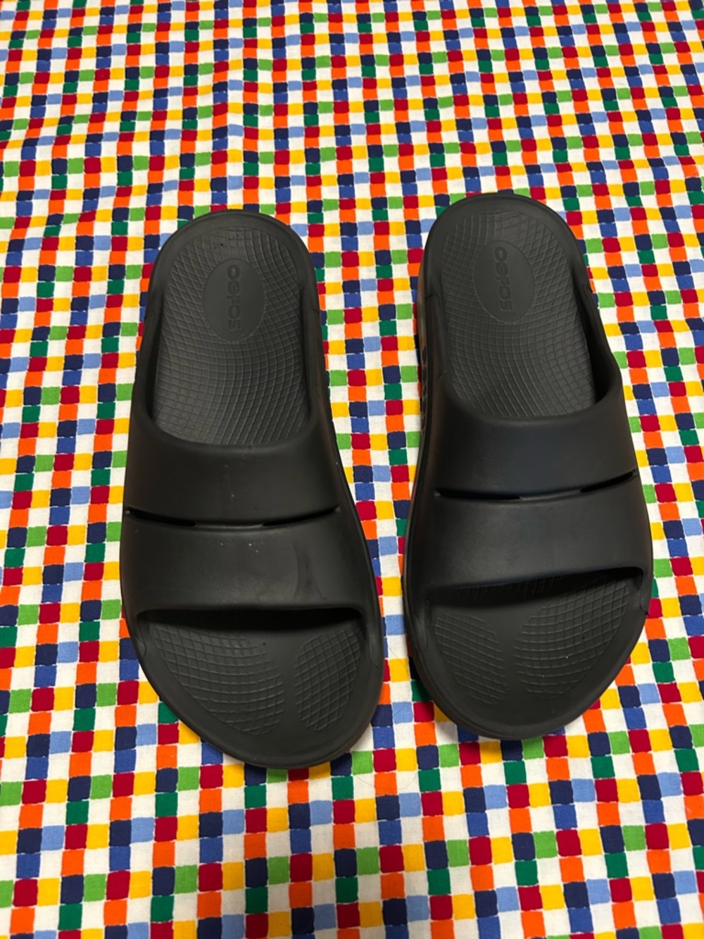 OOFOS Black Slide Sandals